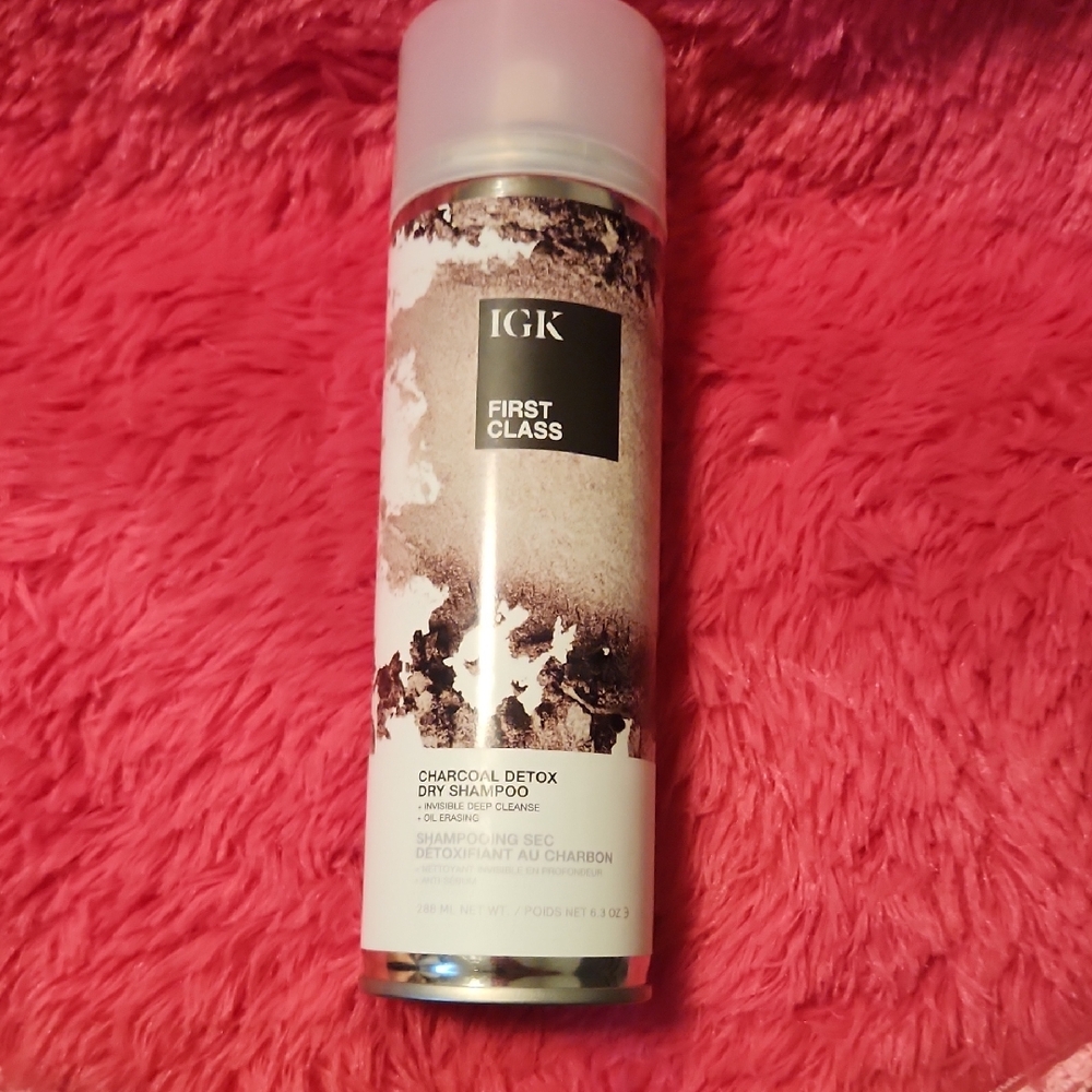 GK First Class Charcoal Detox Dry Shampoo - Black and White